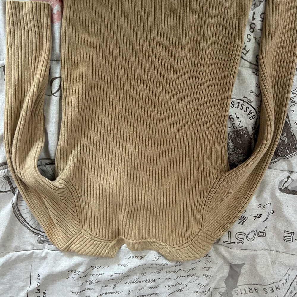 Beige Lace-Up Ribbed Sweater - Picture 2 of 2